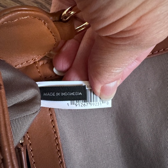 Marc Jacob’s Crossbody Bag - Picture 2 of 10